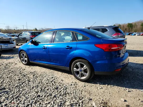 1FADP3FE7JL225796 2018 FORD FOCUS - Image 2