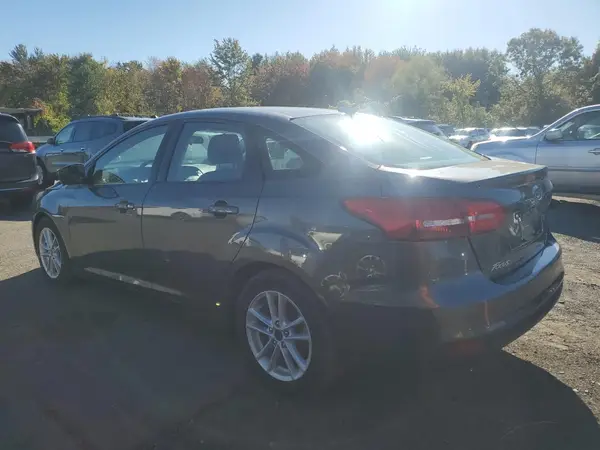 1FADP3FE7JL228343 2018 FORD FOCUS - Image 2