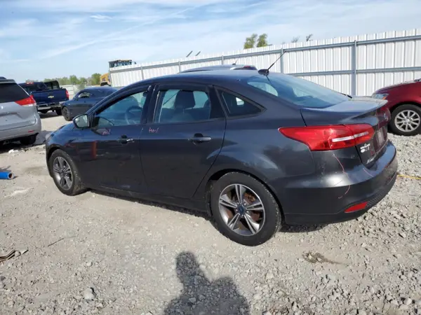 1FADP3FE7JL278353 2018 FORD FOCUS - Image 2