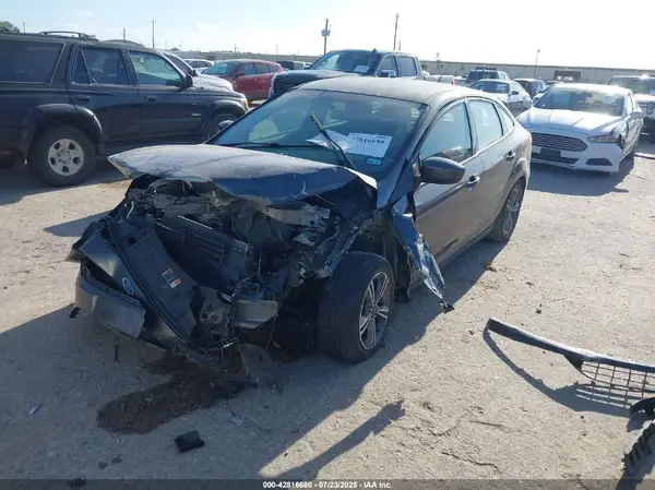 1FADP3FE7JL284671 2018 FORD FOCUS - Image 2