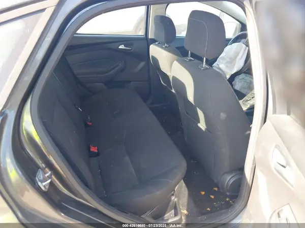 1FADP3FE7JL284671 2018 FORD FOCUS - Image 8