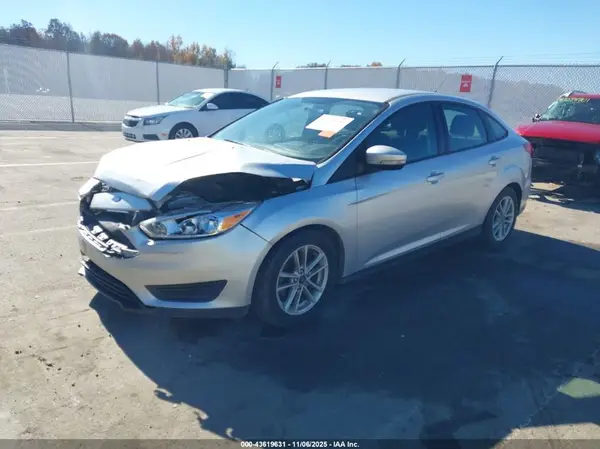 1FADP3FE7JL286226 2018 FORD FOCUS - Image 2