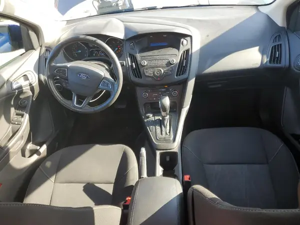 1FADP3FE7JL300450 2018 FORD FOCUS - Image 8