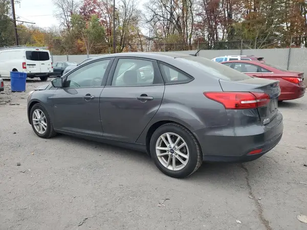 1FADP3FE7JL306930 2018 FORD FOCUS - Image 2