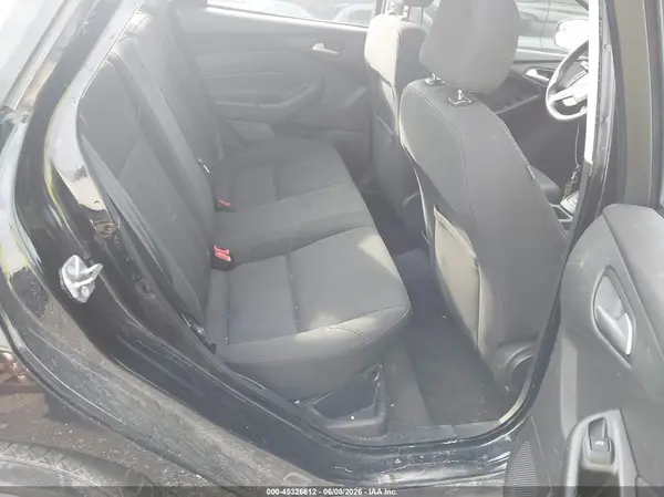 1FADP3FE7JL309603 2018 FORD FOCUS - Image 8