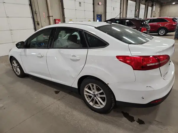 1FADP3FE7JL312680 2018 FORD FOCUS - Image 2