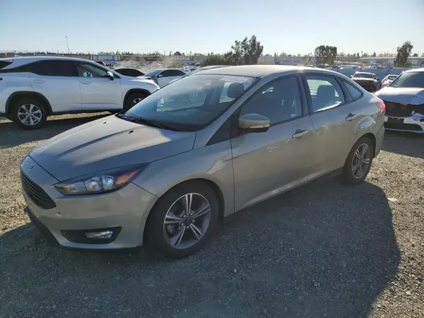 1FADP3FE8GL301759 2016 FORD FOCUS - Image 1