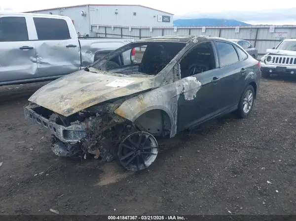 1FADP3FE8GL306508 2016 FORD FOCUS - Image 2