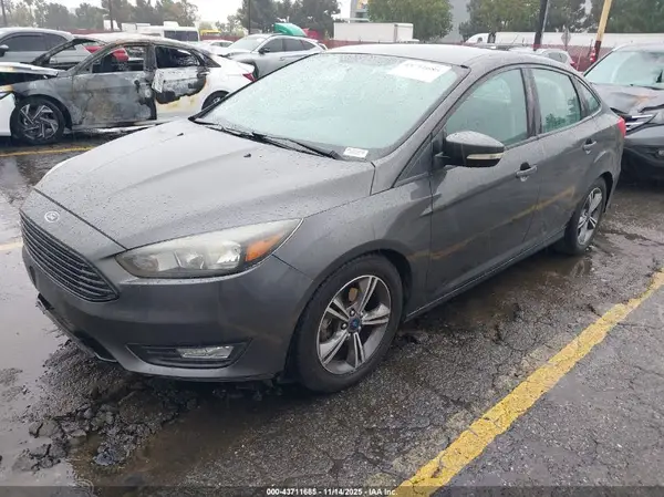 1FADP3FE8GL315418 2016 FORD FOCUS - Image 2