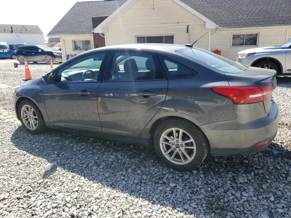 1FADP3FE8HL218902 2017 FORD FOCUS - Image 2
