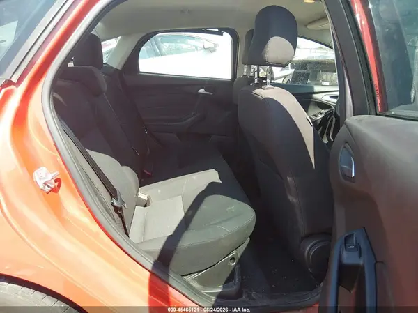 1FADP3FE8HL219595 2017 FORD FOCUS - Image 8