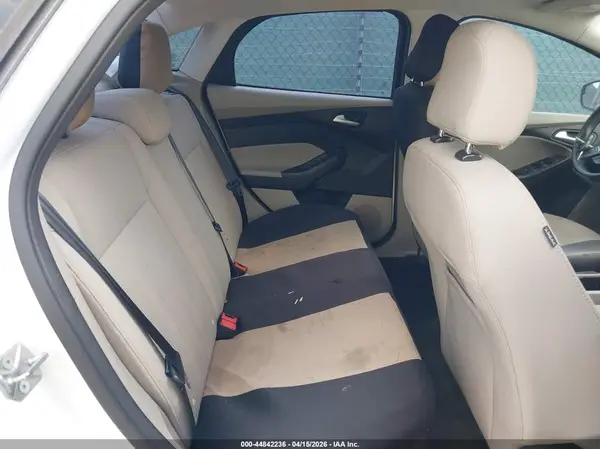 1FADP3FE8HL237241 2017 FORD FOCUS - Image 8