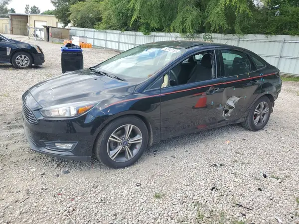 1FADP3FE8HL271017 2017 FORD FOCUS - Image 1