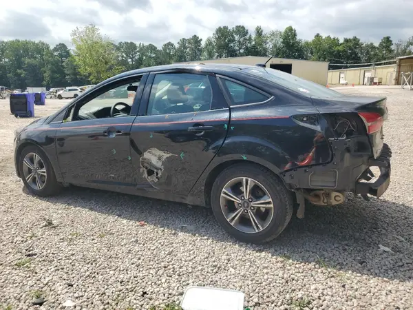 1FADP3FE8HL271017 2017 FORD FOCUS - Image 2