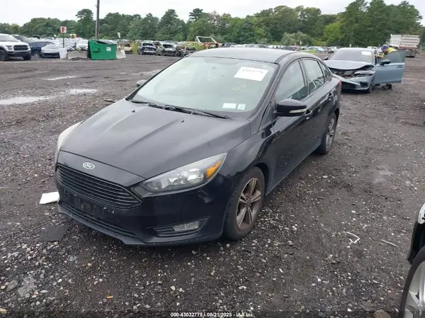 1FADP3FE8HL281157 2017 FORD FOCUS - Image 2