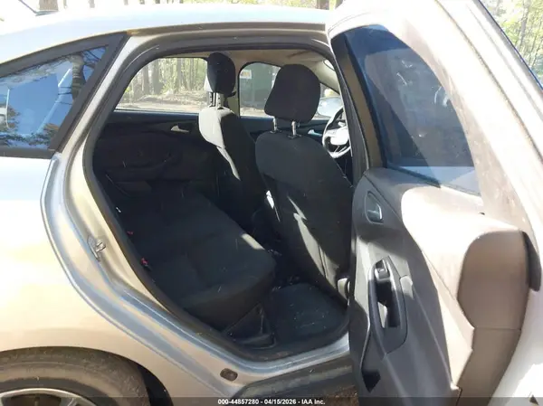 1FADP3FE8HL281871 2017 FORD FOCUS - Image 8
