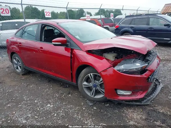 1FADP3FE8HL302668 2017 FORD FOCUS - Image 1