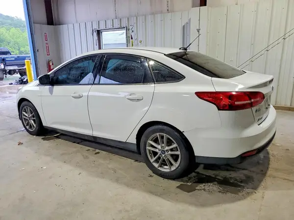 1FADP3FE8JL203130 2018 FORD FOCUS - Image 2