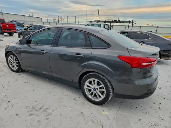 1FADP3FE8JL205458 2018 FORD FOCUS - Image 2