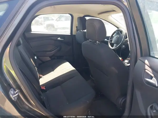 1FADP3FE8JL214399 2018 FORD FOCUS - Image 8