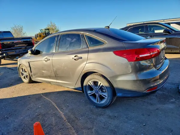 1FADP3FE8JL217139 2018 FORD FOCUS - Image 2