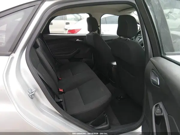 1FADP3FE8JL222650 2018 FORD FOCUS - Image 8