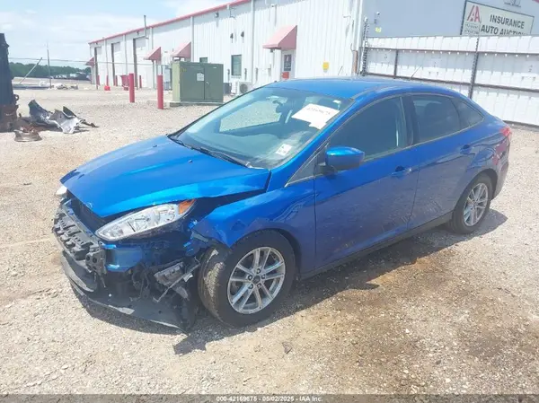 1FADP3FE8JL229100 2018 FORD FOCUS - Image 2