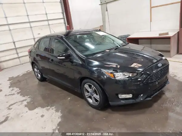1FADP3FE8JL233292 2018 FORD FOCUS - Image 1