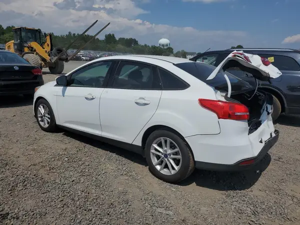 1FADP3FE8JL238122 2018 FORD FOCUS - Image 2