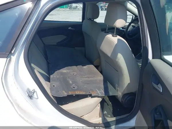 1FADP3FE8JL238184 2018 FORD FOCUS - Image 8