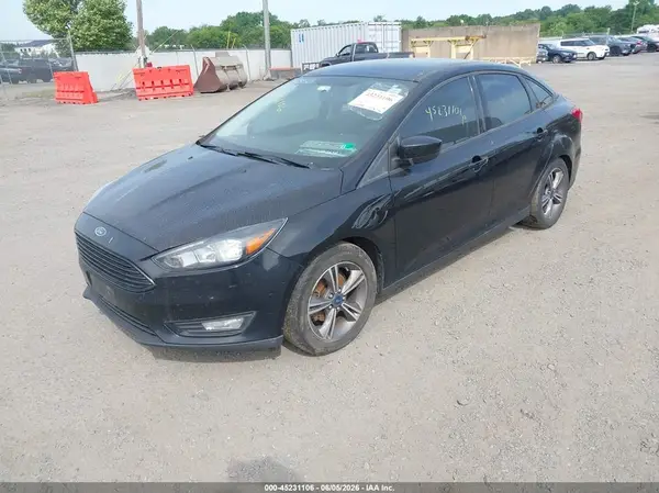 1FADP3FE8JL238847 2018 FORD FOCUS - Image 2