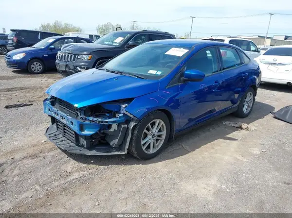 1FADP3FE8JL239433 2018 FORD FOCUS - Image 2