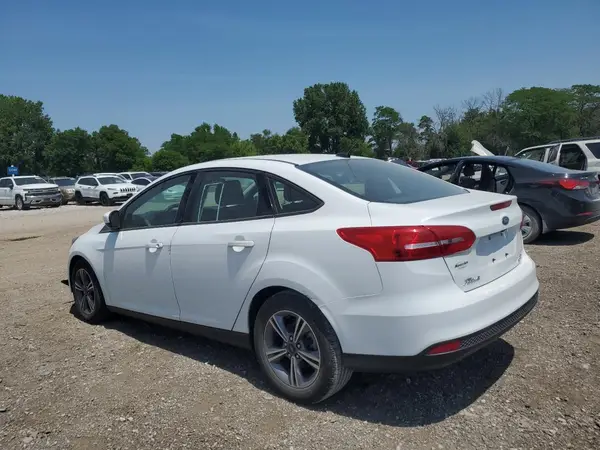 1FADP3FE8JL241246 2018 FORD FOCUS - Image 2