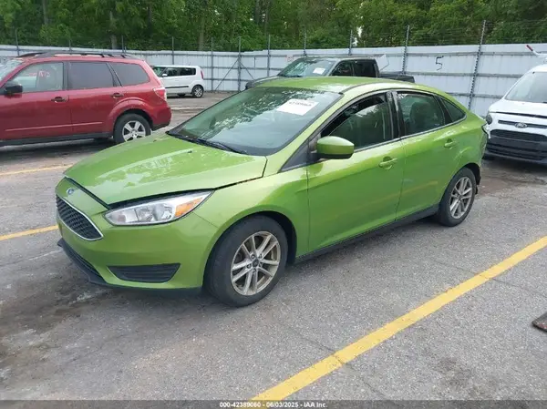 1FADP3FE8JL263036 2018 FORD FOCUS - Image 2