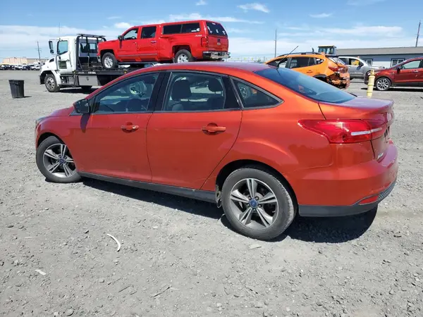 1FADP3FE8JL271458 2018 FORD FOCUS - Image 2
