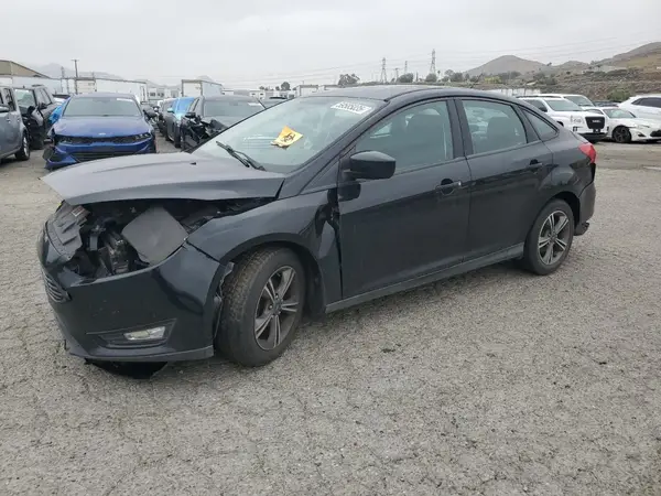 1FADP3FE8JL300246 2018 FORD FOCUS - Image 1