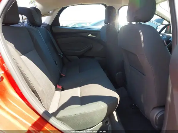 1FADP3FE8JL304782 2018 FORD FOCUS - Image 8