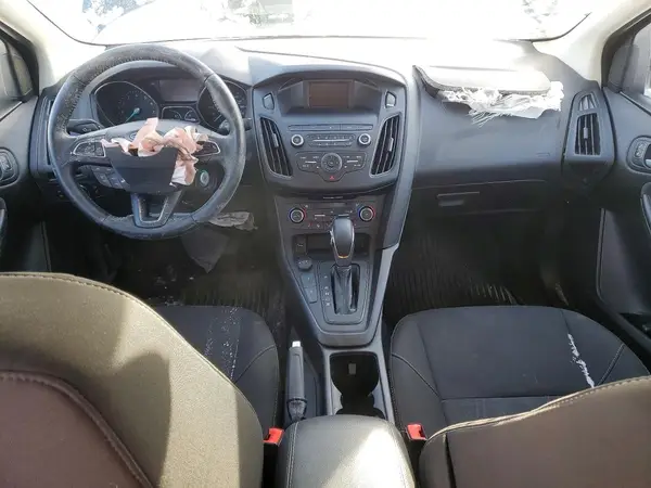 1FADP3FE8JL305723 2018 FORD FOCUS - Image 8