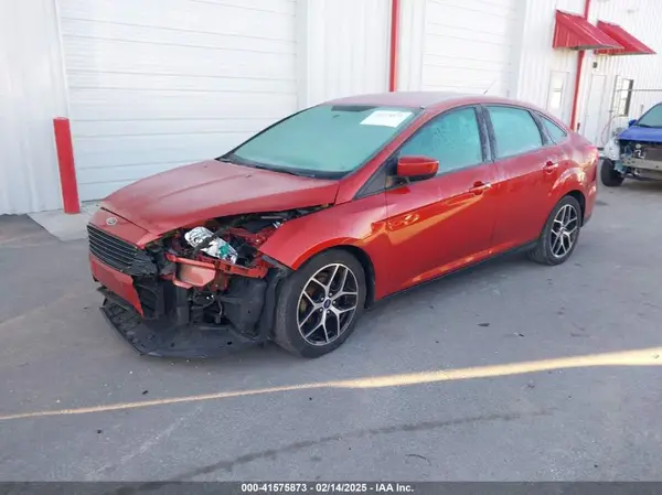 1FADP3FE8JL310324 2018 FORD FOCUS - Image 2