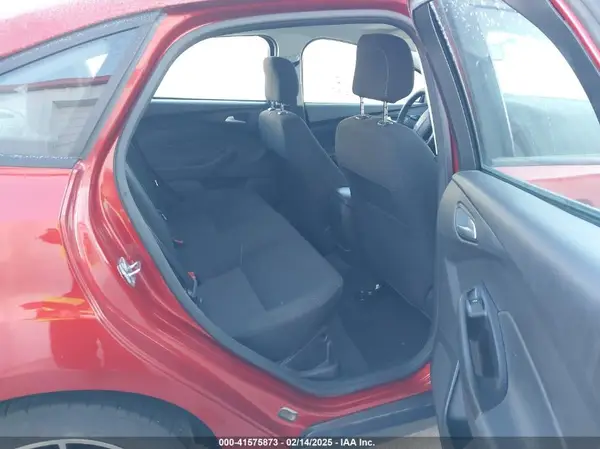 1FADP3FE8JL310324 2018 FORD FOCUS - Image 8