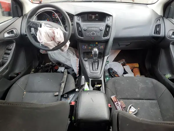 1FADP3FE8JL318441 2018 FORD FOCUS - Image 8