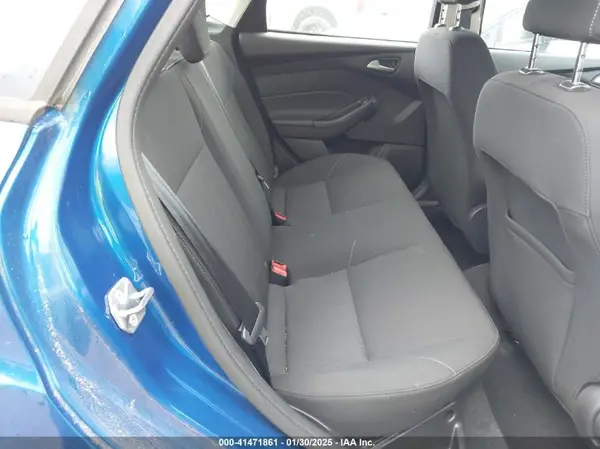 1FADP3FE8JL318861 2018 FORD FOCUS - Image 8