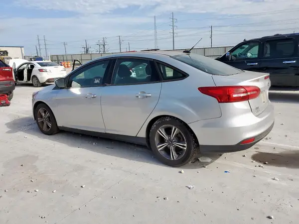 1FADP3FE9GL207504 2016 FORD FOCUS - Image 2