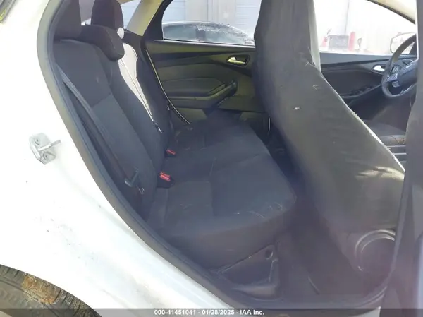 1FADP3FE9GL399281 2016 FORD FOCUS - Image 8