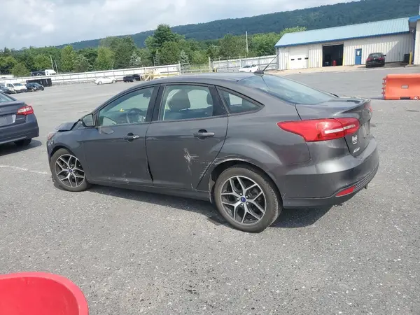1FADP3FE9HL297643 2017 FORD FOCUS - Image 2