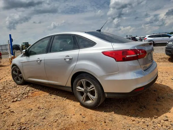 1FADP3FE9HL318989 2017 FORD FOCUS - Image 2