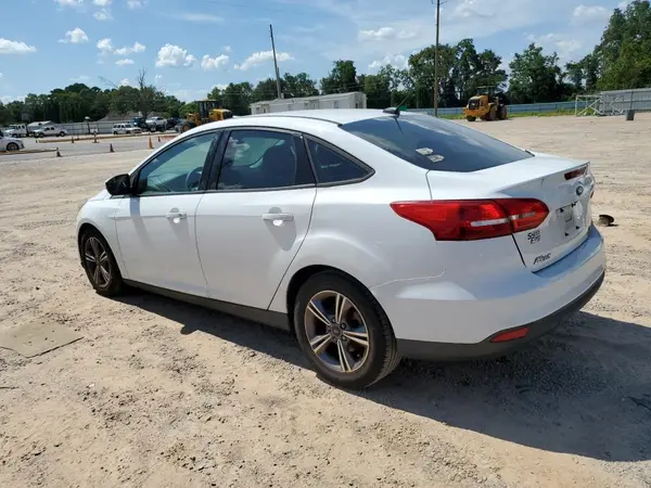 1FADP3FE9HL348123 2017 FORD FOCUS - Image 2