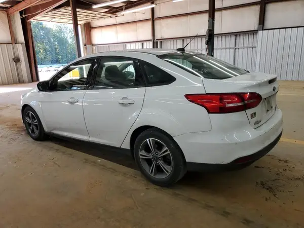 1FADP3FE9JL202469 2018 FORD FOCUS - Image 2