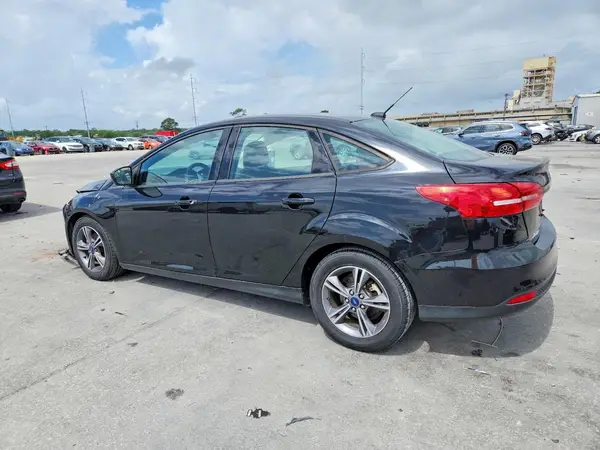 1FADP3FE9JL204075 2018 FORD FOCUS - Image 2
