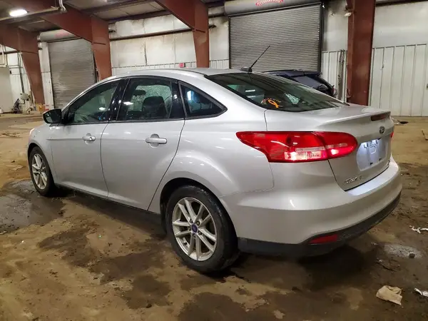 1FADP3FE9JL216274 2018 FORD FOCUS - Image 2